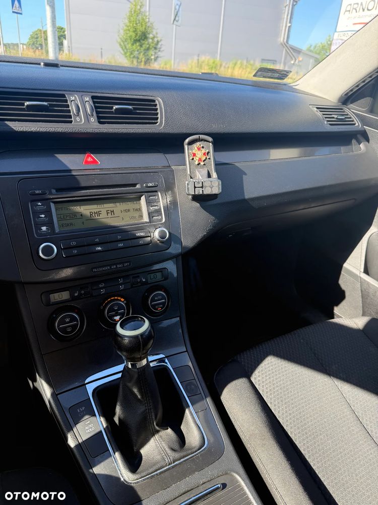 Volkswagen Passat 1.9 TDI Trendline - 15
