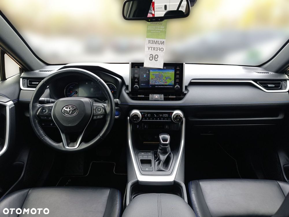 Toyota RAV4 - 12