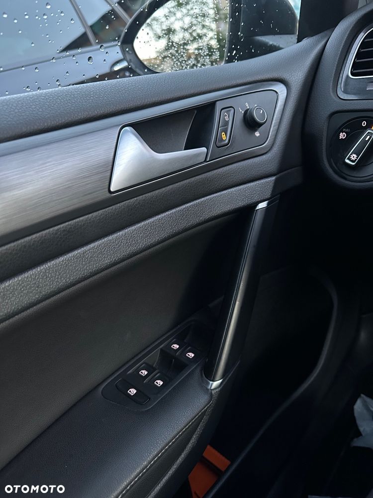 Volkswagen Golf - 20