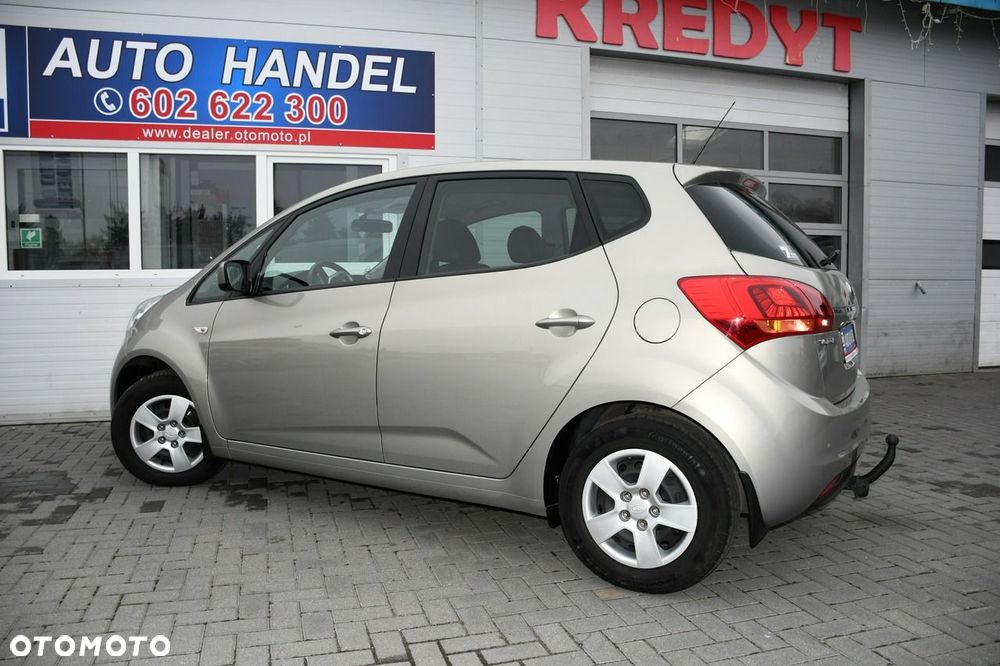 Kia Venga - 13