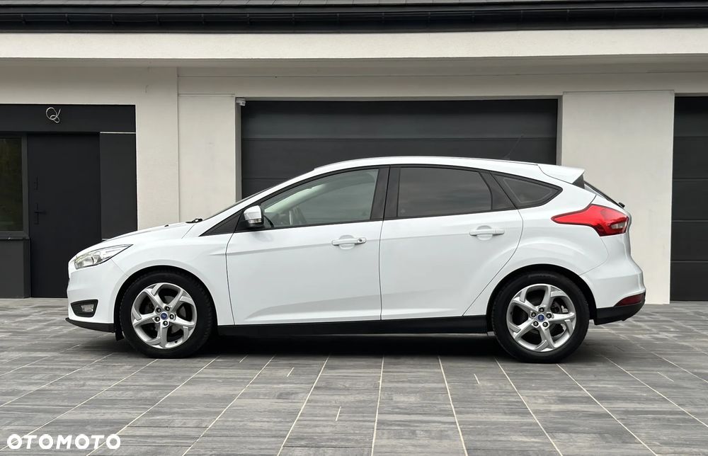 Ford Focus - 10