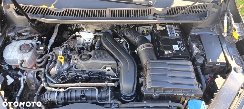 Volkswagen Touran - 26