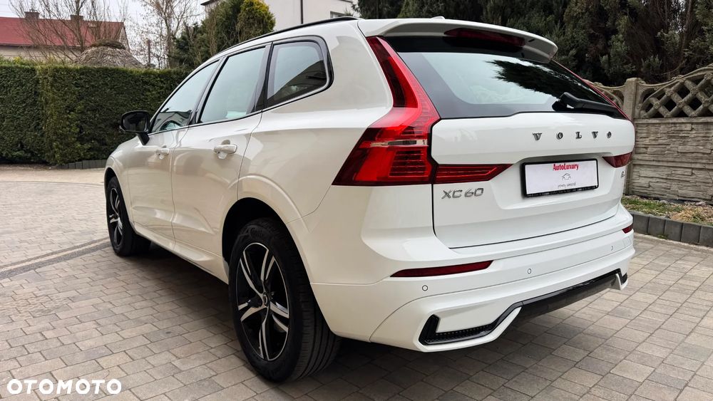 Volvo XC 60 B4 D Ultimate Dark - 9