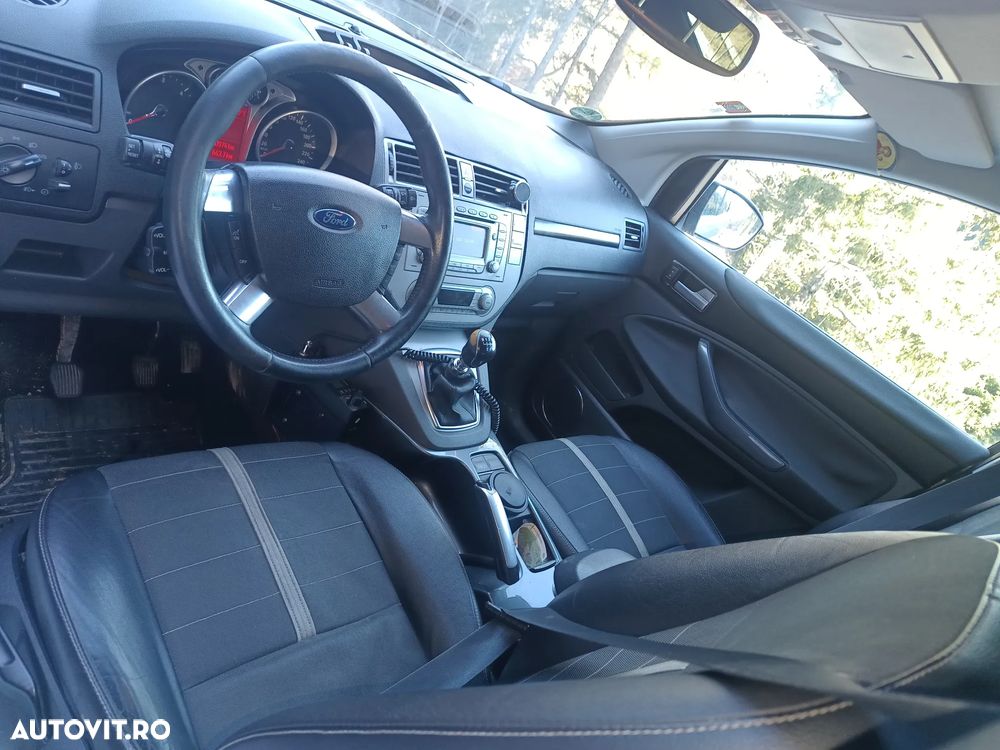 Ford Kuga 2.0 TDCi 4x4 Titanium - 3