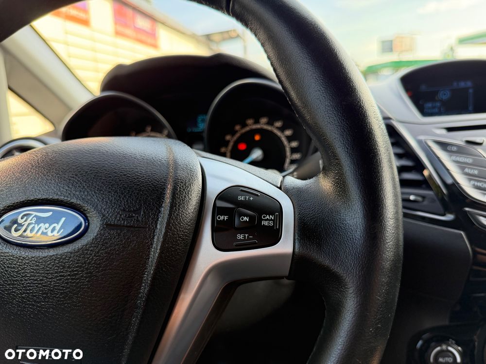 Ford Fiesta 1.4 Titanium - 28