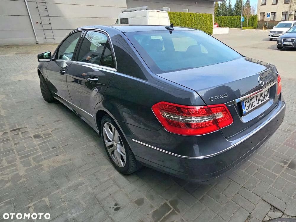 Mercedes-Benz Klasa E - 11