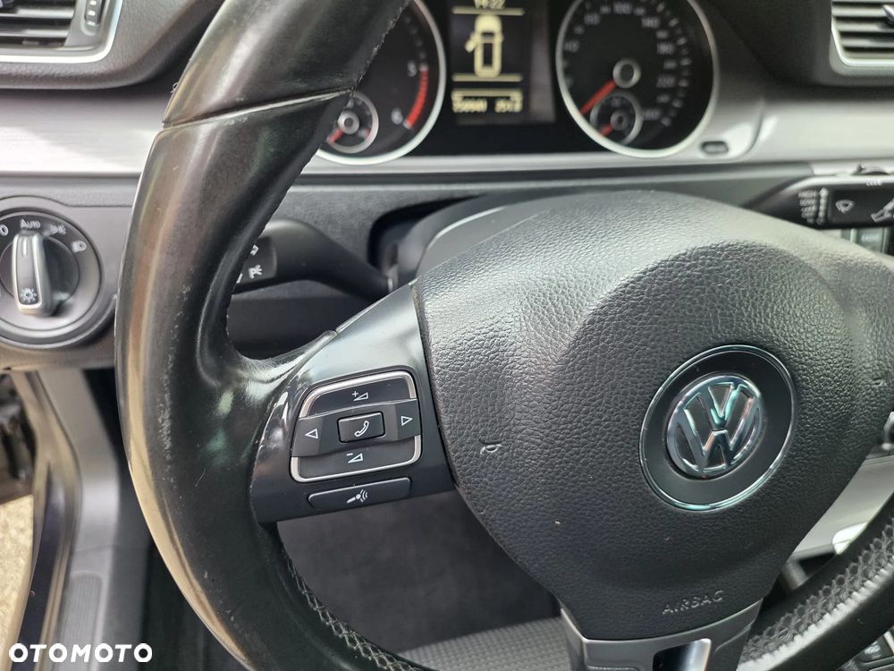 Volkswagen Passat Variant 2.0 TDI DPF Comfortline - 18