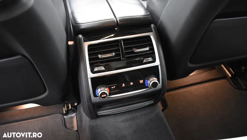 BMW Seria 7 730d xDrive - 11