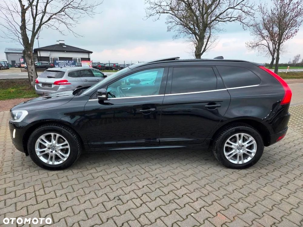 Volvo XC 60 D4 Geartronic Momentum - 16