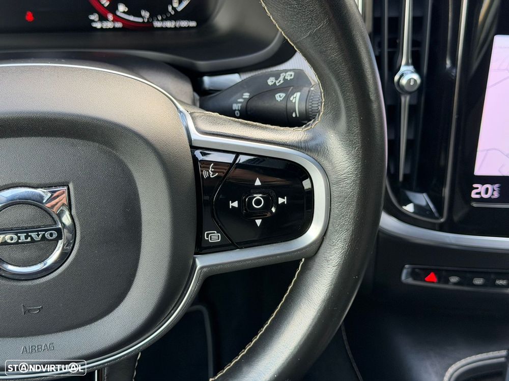 Volvo V60 2.0 T6 AWD TE R-Design - 35