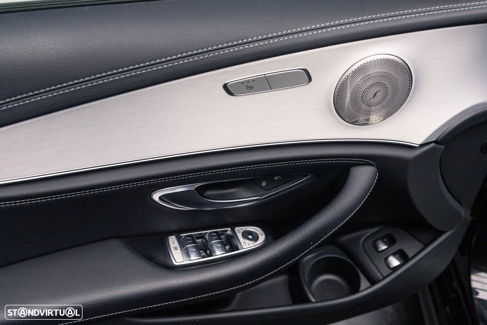 Mercedes-Benz E 300 e AMG Line - 46