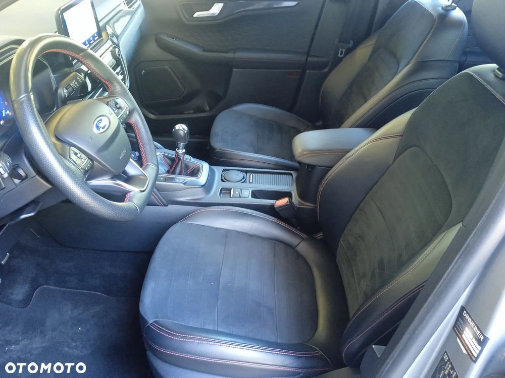 Ford Kuga 2.0 EcoBlue Hybrid ST-LINE X - 28