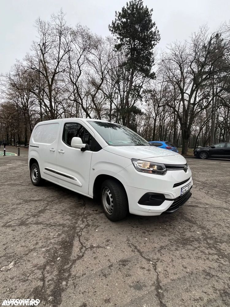 Toyota Proace 1.5 D-4D L1 Lounge - 4