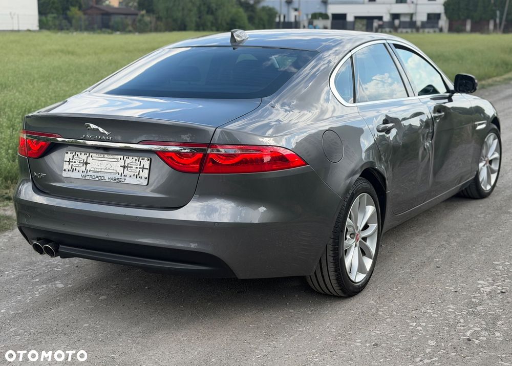 Jaguar XF 2.0 i4D Portfolio - 37