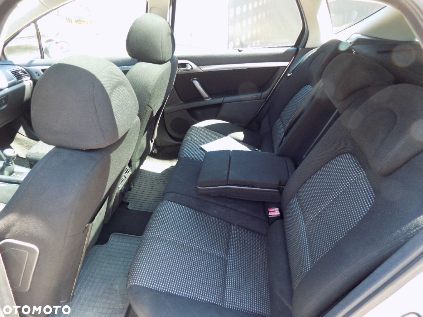 Peugeot 407 - 8