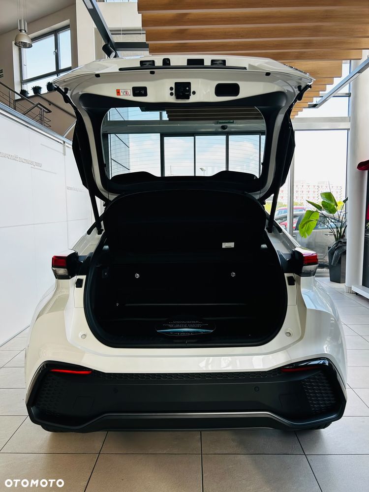Toyota C-HR 2.0 PHEV Dynamic Force Executive - 15