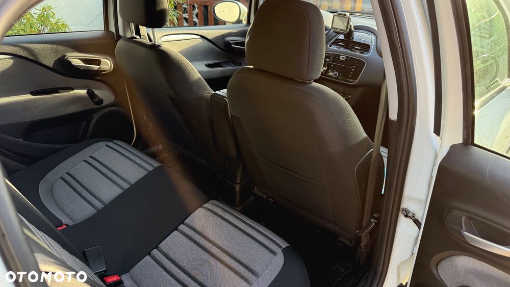 Fiat Punto Evo 1.4 8V Active - 14