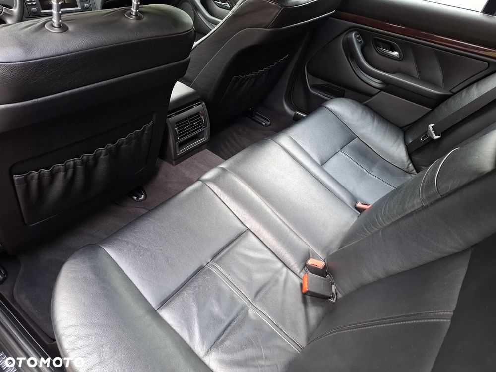 BMW Seria 5 525i - 17