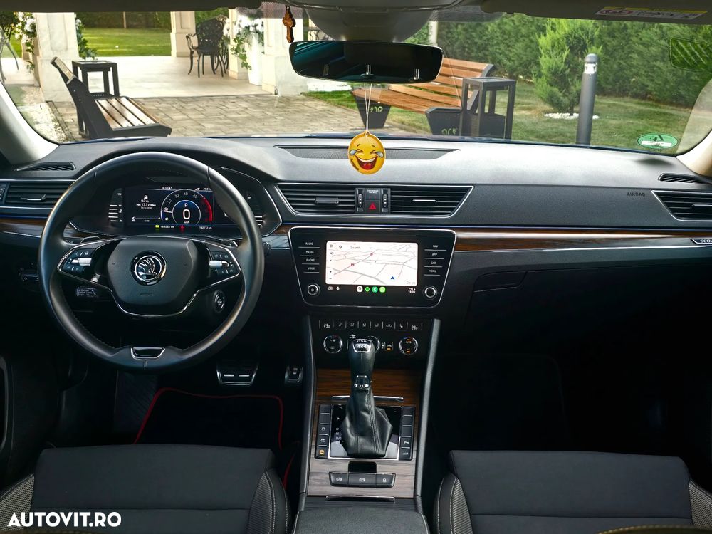 Skoda Superb Combi 2.0 TDI 4x4 DSG Scout Final Edition - 9