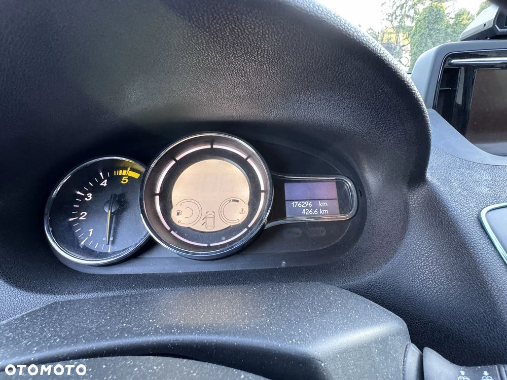 Renault Megane 1.5 dCi Life - 6