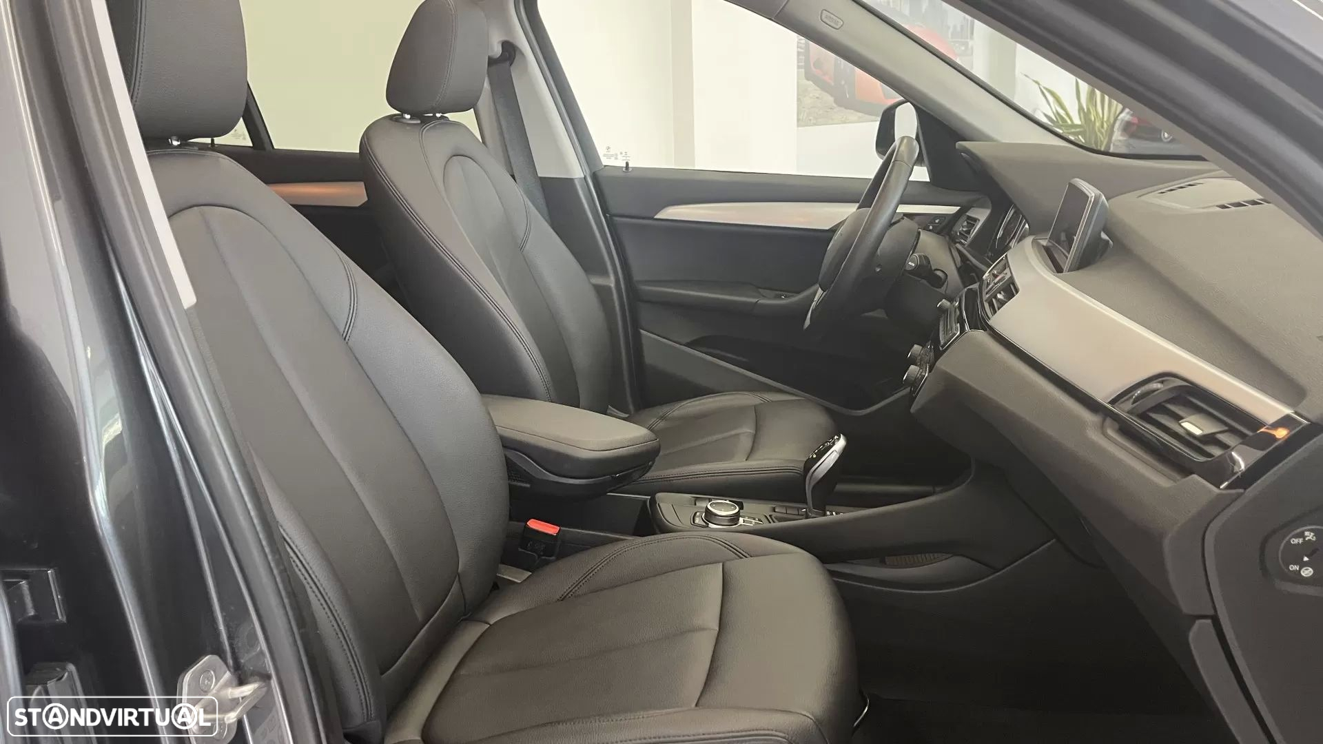 BMW X1 16 d sDrive Line Sport Auto - 28