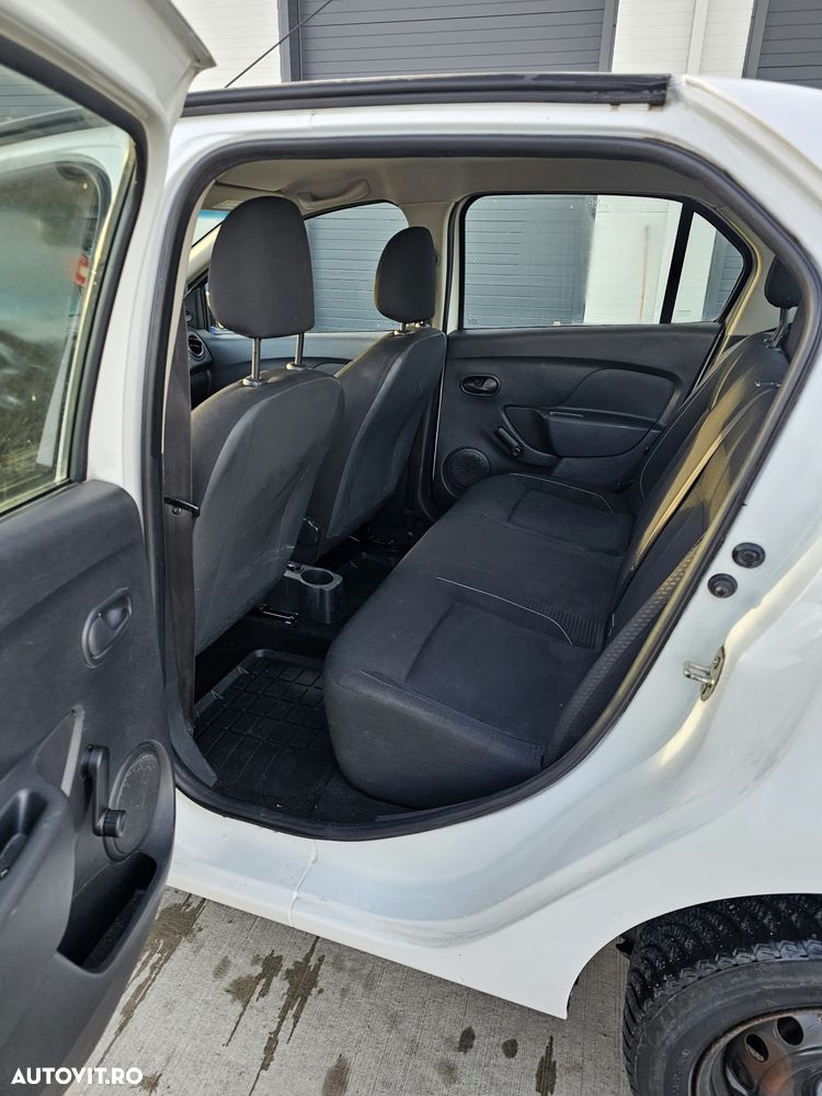 Dacia Logan - 12
