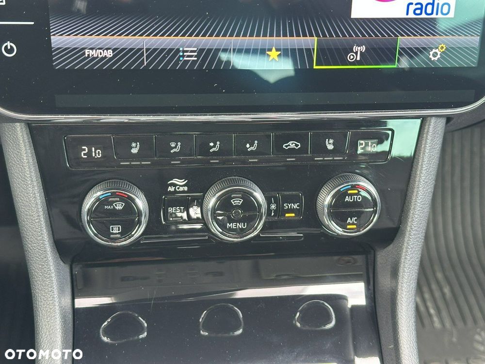 Skoda Superb 2.0 TSI 4x4 L&K DSG - 23