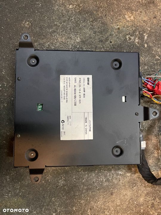 Wzmacniacz Alpine Bmw e39 - 2