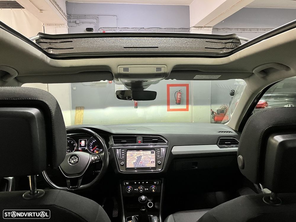 VW Tiguan 1.4 TSI Confortline - 36