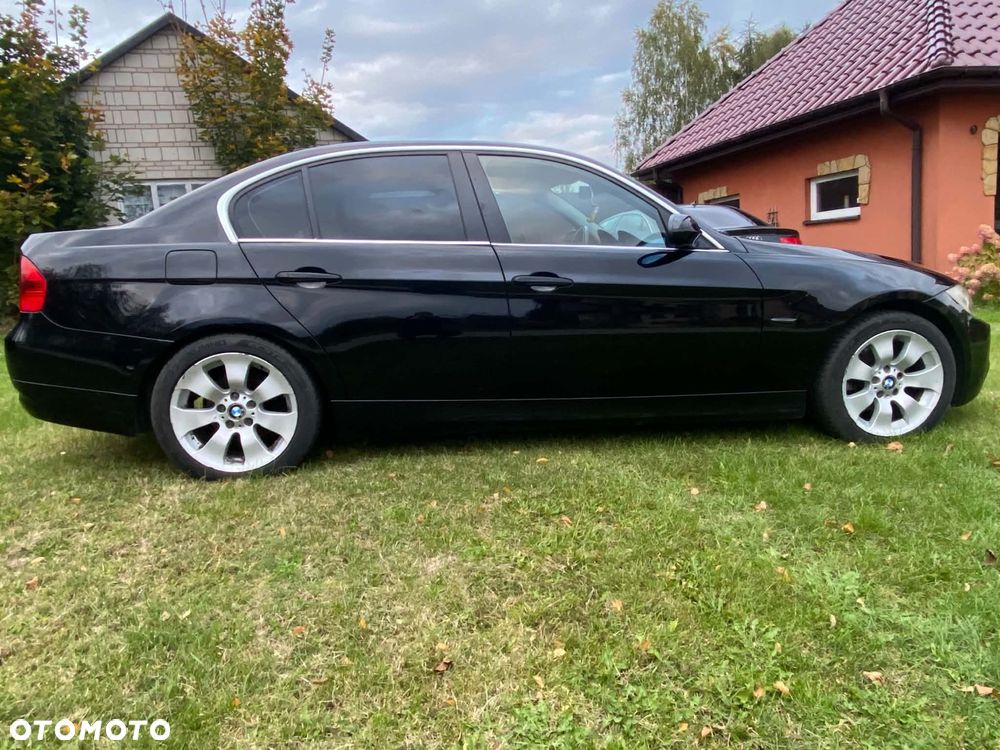 BMW E90 2007 photo 5