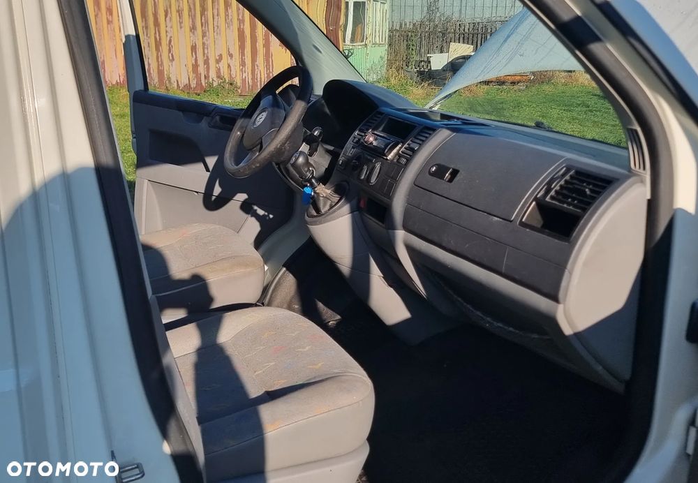 Volkswagen Transporter T5 - 9