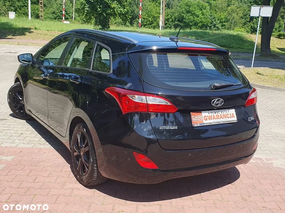 Hyundai i30 1.4 Trend - 27