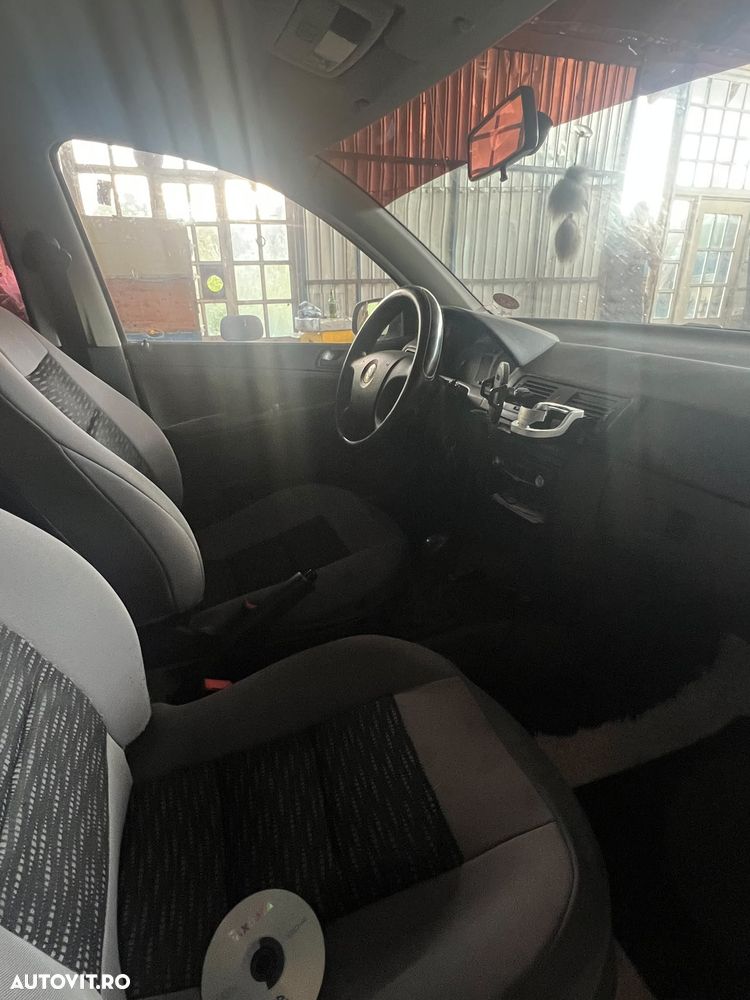 Skoda Fabia 1.2 Comfort - 5