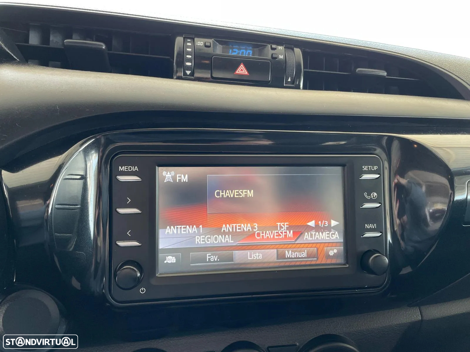 Toyota Hilux 2.4 D-4D 4WD Cab. Simples c/IVA Dedutível - 12
