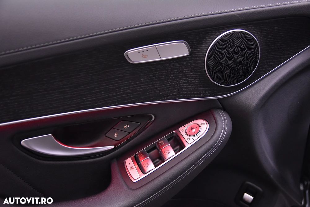 Mercedes-Benz GLC 300 de 4Matic 9G-TRONIC AMG Line Plus - 13