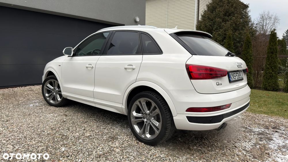 Audi Q3 40 TFSI Quattro S tronic S line - 2