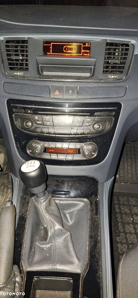 Peugeot 508 1.6 T Business Line - 10