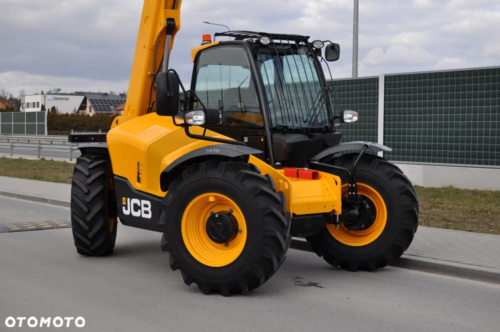 JCB 531-70 ŁADOWARKA TELESKOPOWA MAŁO MTG 546 UDŹWIG 3100 kg WYSOKOŚĆ ZAŁADUNKU 7 m NA GWARANCJI PRODUCENTA KLIMATYZACJA JAK NOWA! - 33