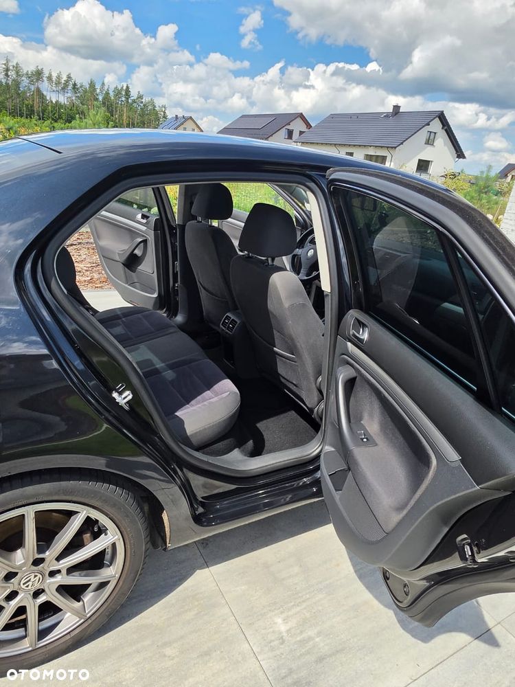 Volkswagen Jetta 2.0 TDI DPF Comfortline - 20