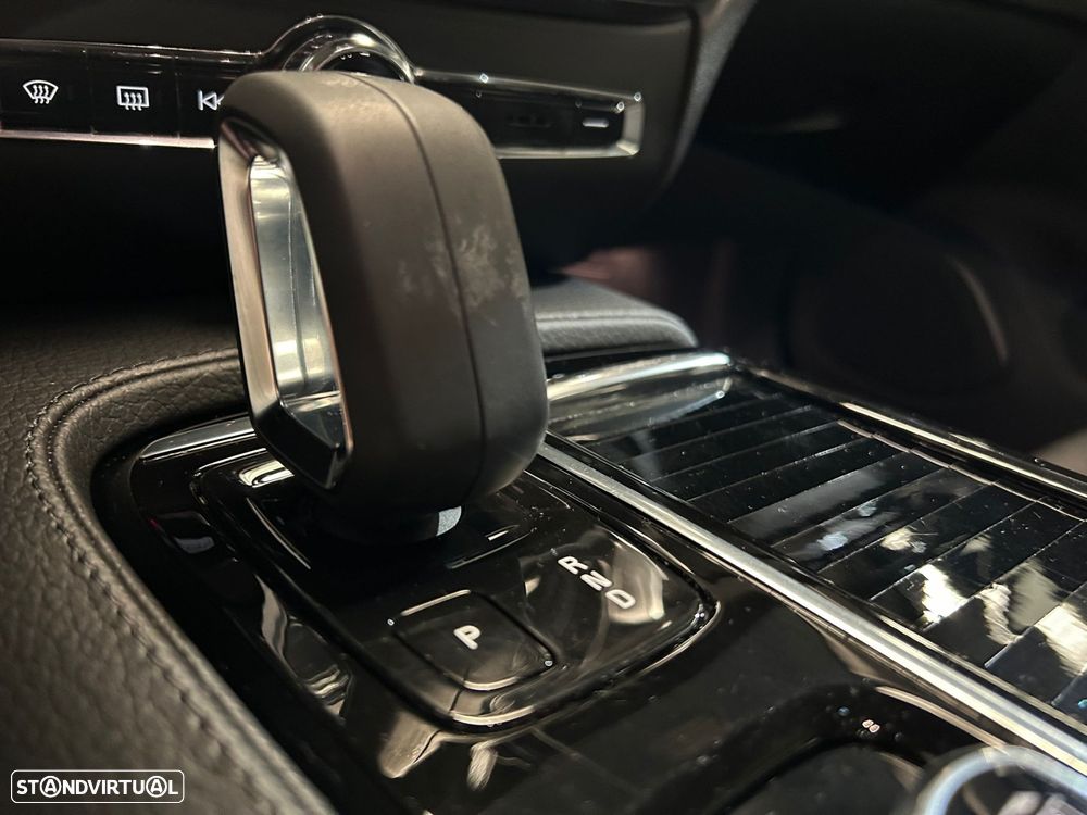 Volvo V60 2.0 T6 AWD TE Inscription Expression - 32