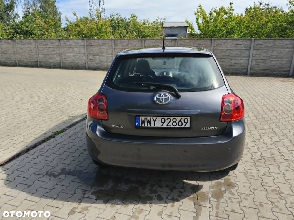 Toyota Auris 1.6 VVT-i Luna - 9