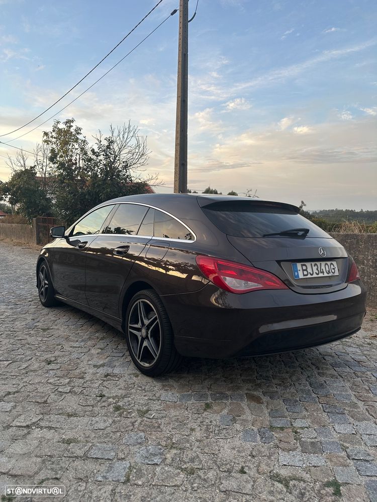 Mercedes-Benz CLA 180 - 4