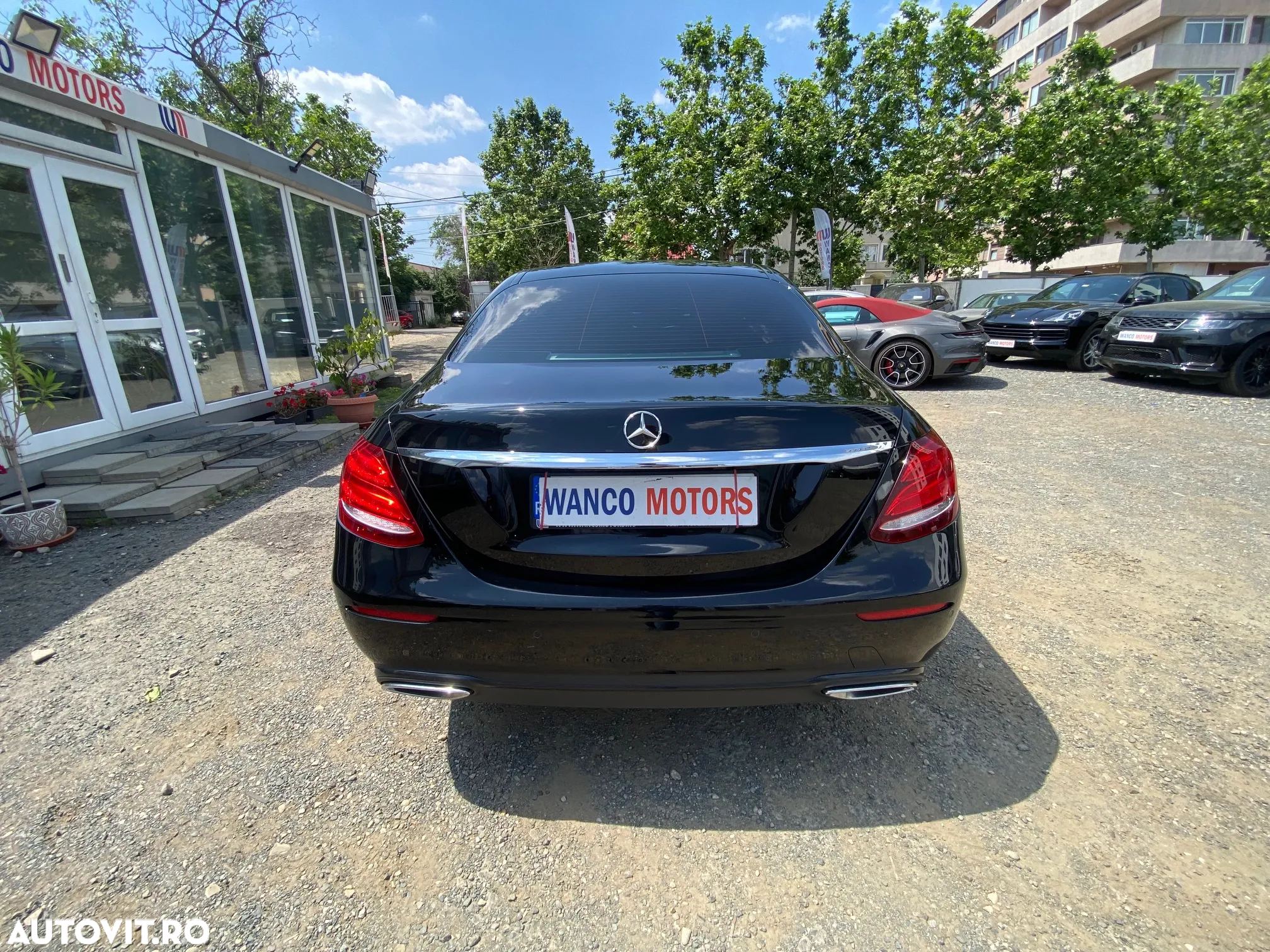Mercedes-Benz E 220 d 4Matic 9G-TRONIC Sportstyle Edition - 6