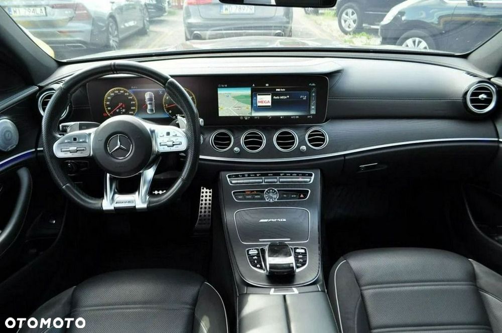Mercedes-Benz Klasa E - 16