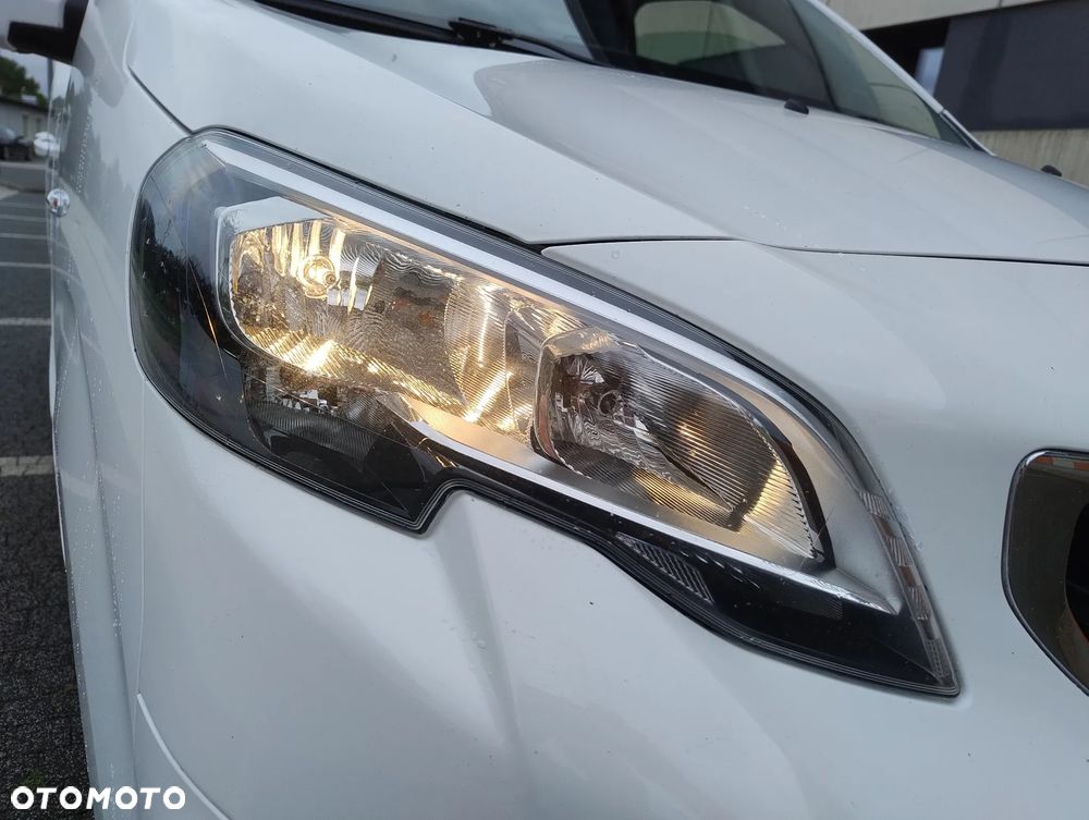 Peugeot EXPERT NOWY MODEL 1.6 HDI (101KM) AUTOMAT (L2H1) (EURO,6) KLIMA WEBASTO FULL OPCJA STAN IDEALNY NIE MA RDZY 100% BEZWYPADKOWY SERWIS A.S.O. DO KOŃCA ! ! ! - 24