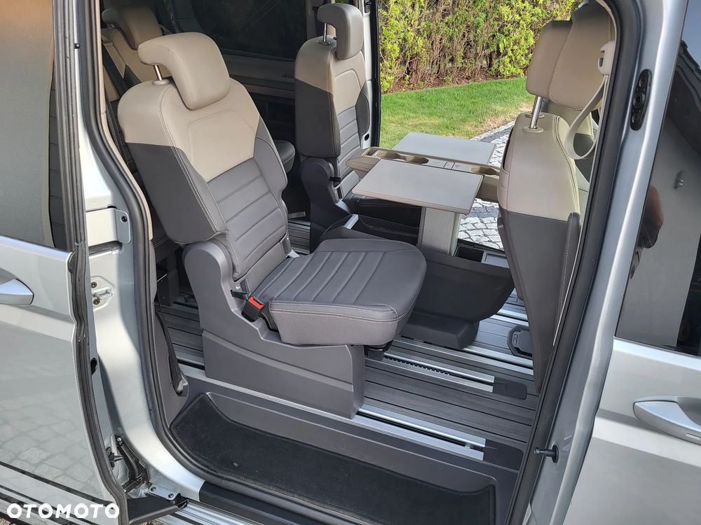 Volkswagen Multivan - 40