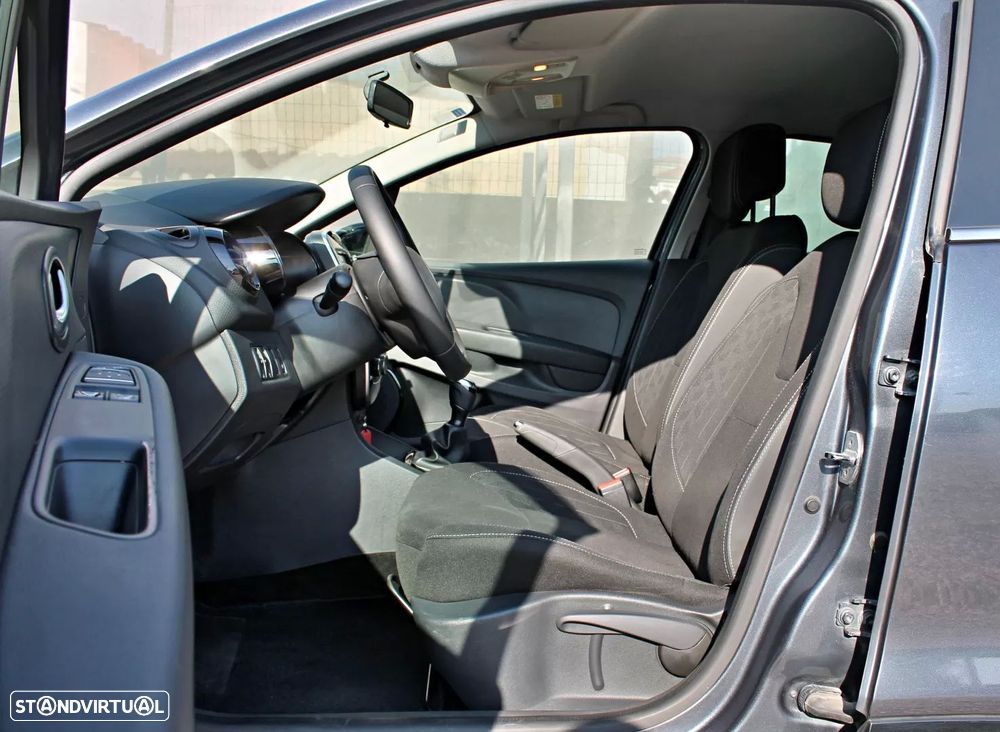 Renault Clio 0.9 TCe Limited - 10