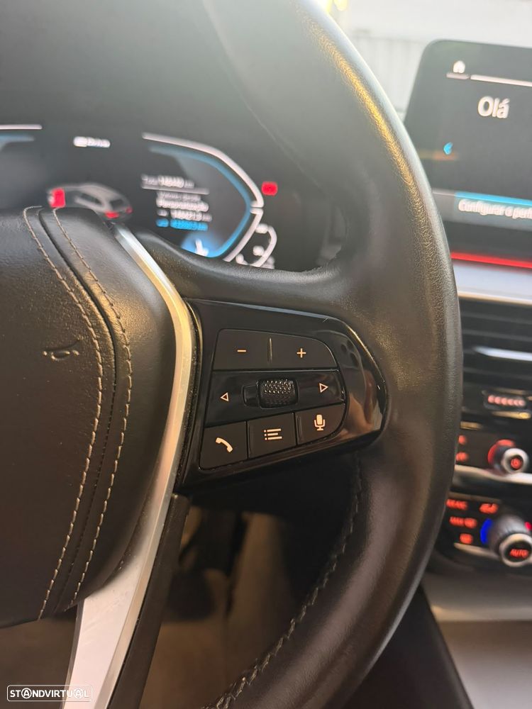 BMW 530 e xDrive Aut. - 41