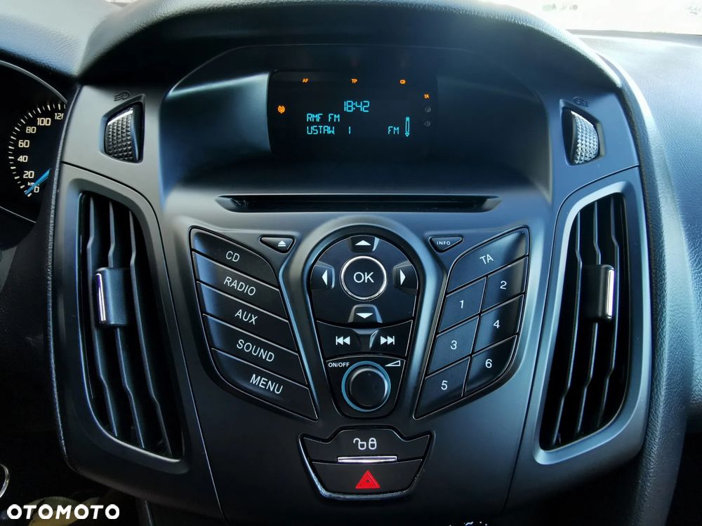 Ford Focus 1.0 EcoBoost Start-Stopp-System Champions Edition - 12
