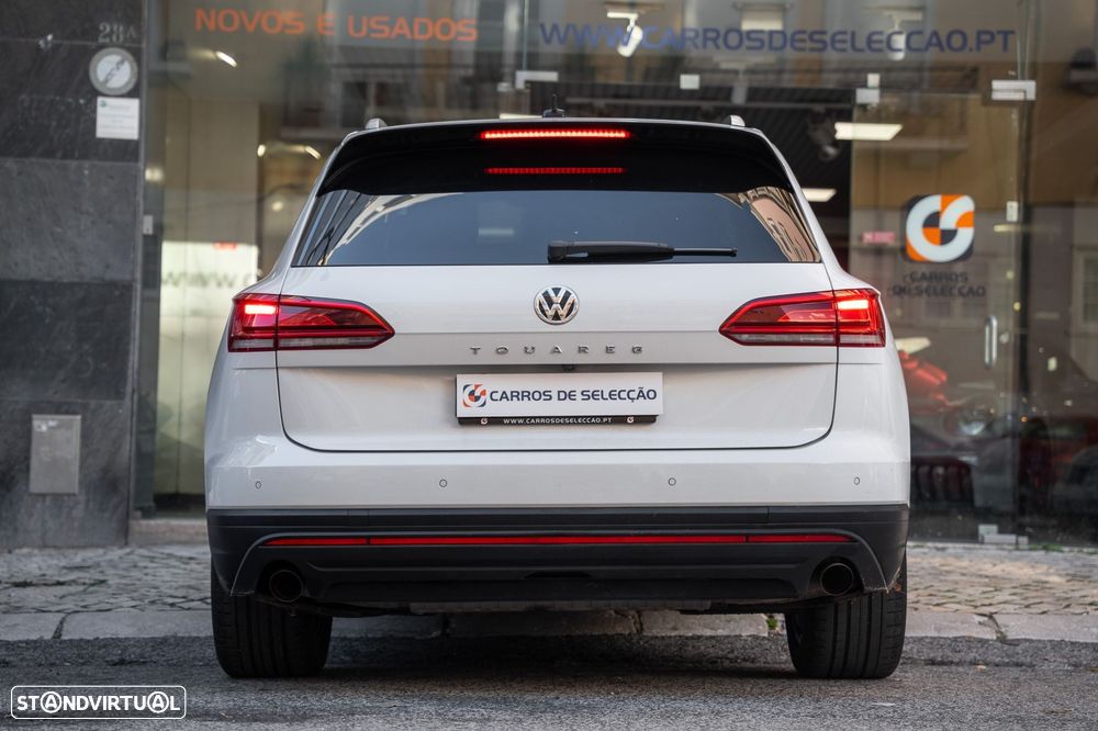 VW Touareg 3.0 TDI V6 Elegance Plus - 7